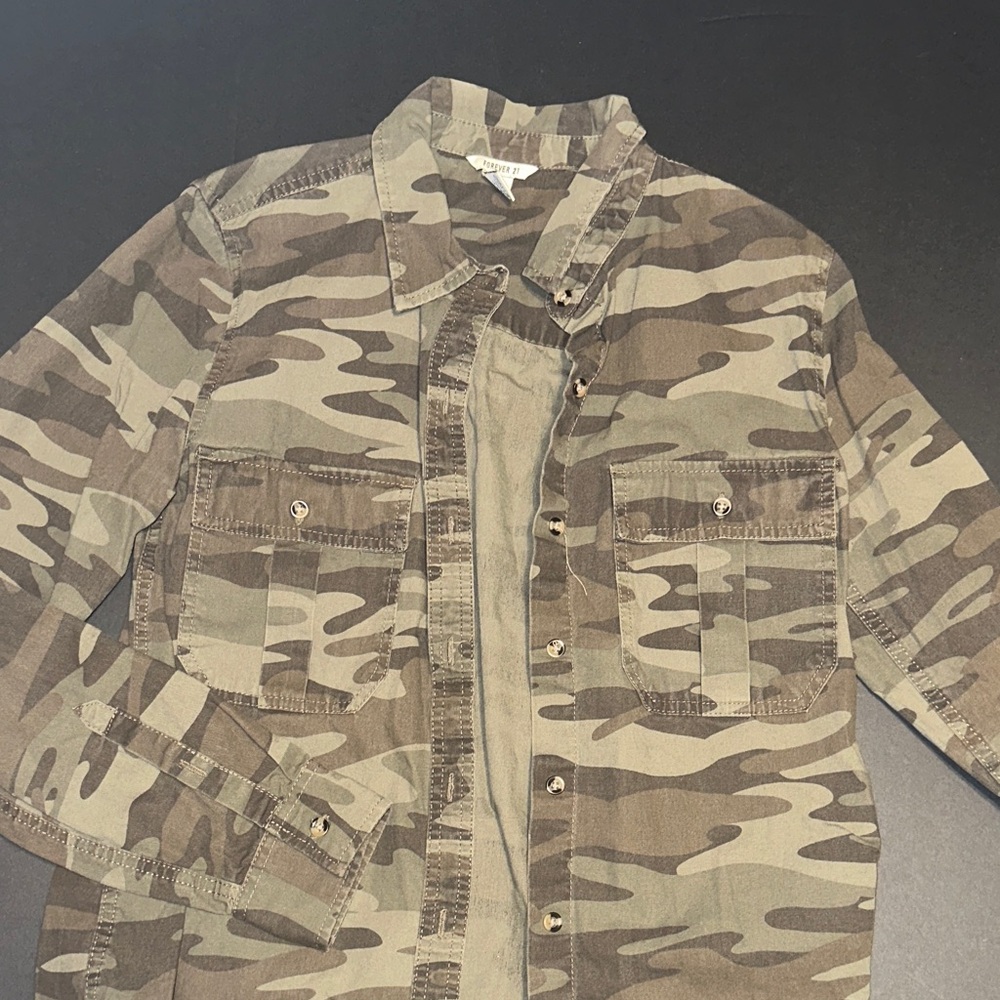 Forever 21 Camouflage Button Down Shirt